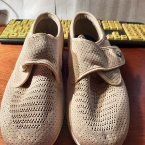 NEW ! Orthoshoes Edema Mesh Breathable Lightweight Sneakers Light Gray Size 8.5